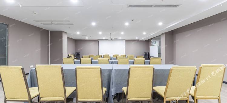 乾禧酒店(荆门中天街加州公寓店)图片