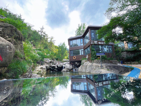 云墅民宿(椿树沟景区店)