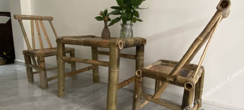 南·寻回忆民宿(旧州古镇店)图片