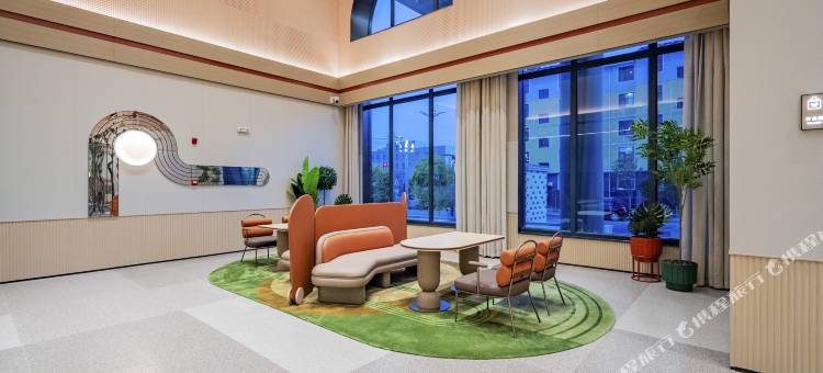 桔子酒店(大柴旦翡翠步行街店)图片