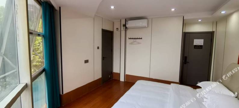 镇江金居乐电竞酒店(江苏科技大学店)图片