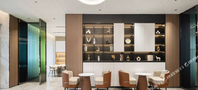 雅美途酒店(防城港嘉乐城二运站店)图片