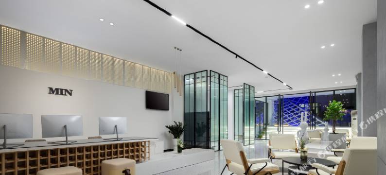 Min香谧设计美宿(三亚湾凤凰国际机场店)图片