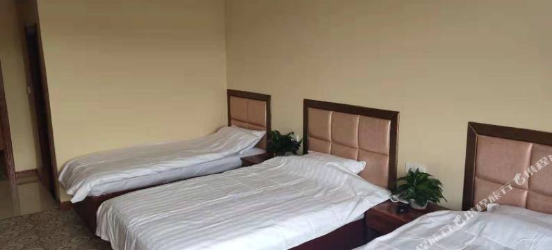 岫岩瑞城快捷宾馆图片