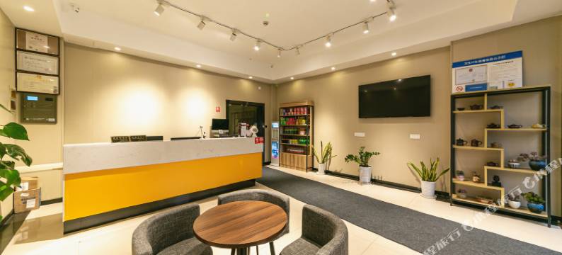 布丁严选酒店(上海长途汽车客运总站店)图片