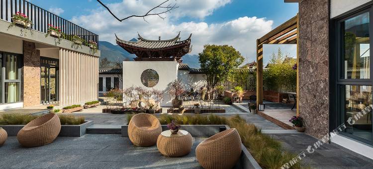 荒度余生AR-Xnn有风·光影美学丨° 既山野度假雪景酒店图片