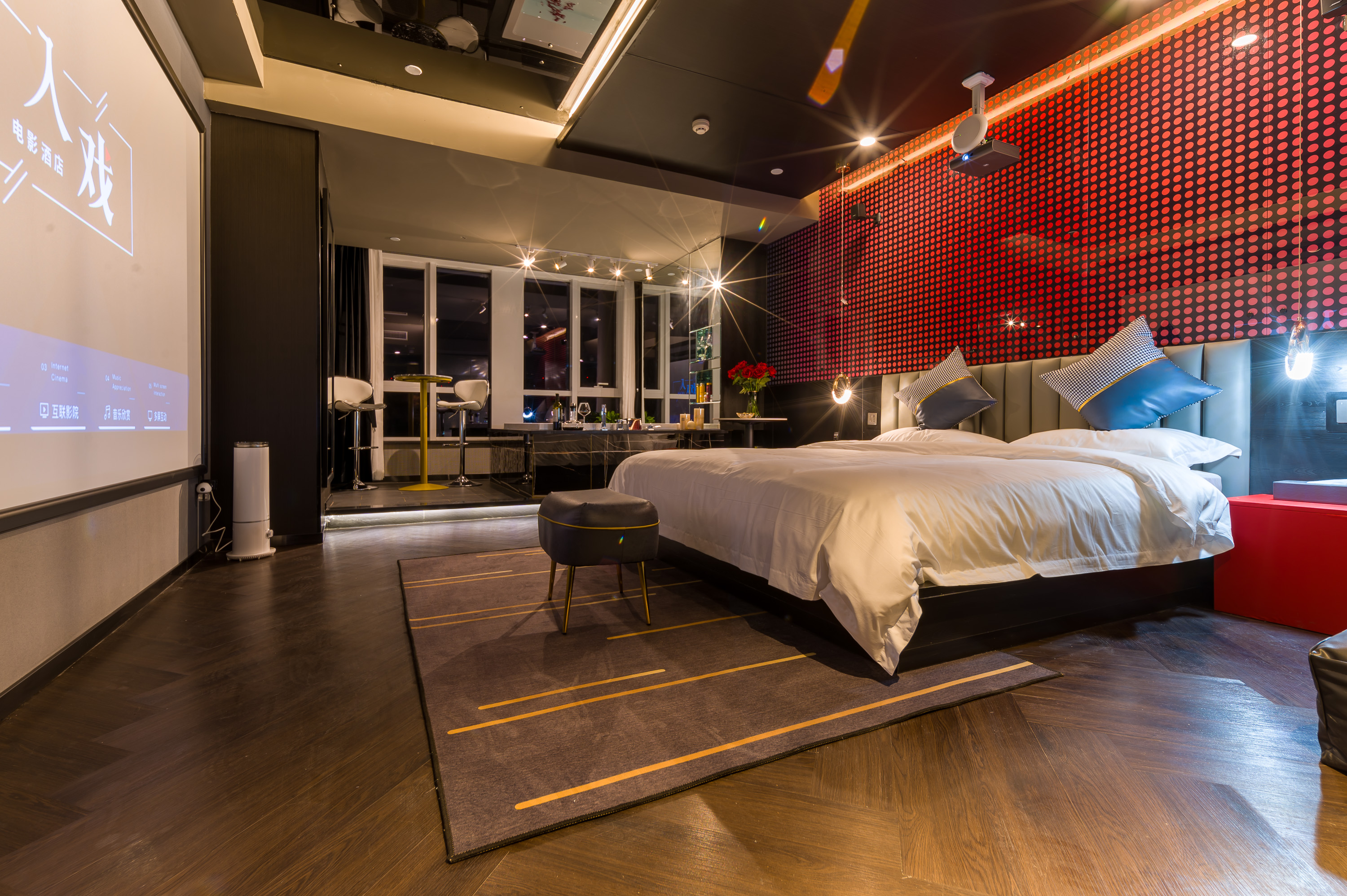 Ruxi Film Hotel(East of Hangzhou Railway Station) Over view