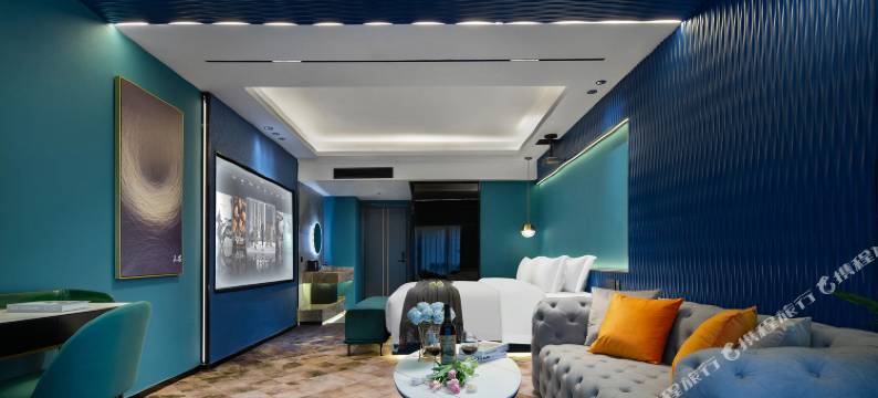 范思江景酒店(长沙五一广场碧沙湖地铁站店)图片