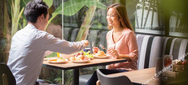 曼谷沙通智选假日酒店(Holiday Inn Express Bangkok Sathorn)图片