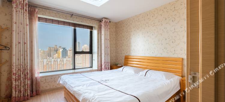 名郡·风中旅行loft休闲度假精品公寓(天津滨江道店)图片