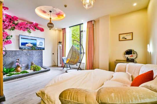 会理艺豪精品酒店(古城钟鼓楼店)