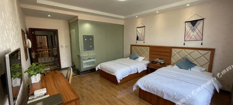 施秉金碧酒店图片