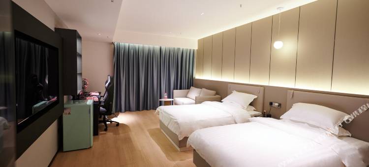 三体电竞酒店(台州站店)图片