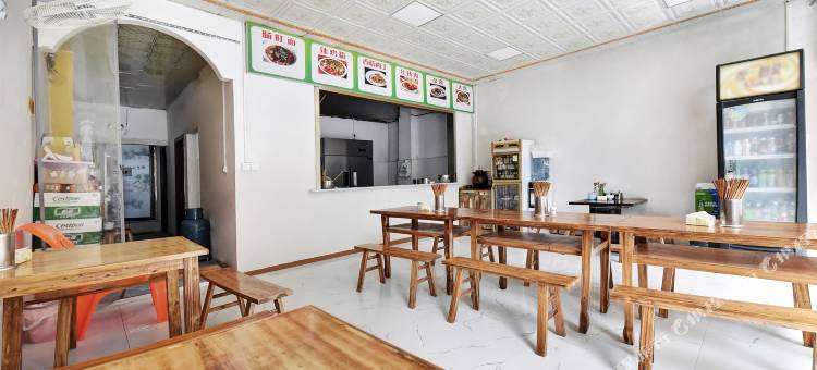 优居连锁酒店(遵义吾悦广场店)图片