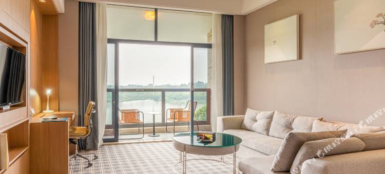 东莞松山湖银丰逸居酒店图片