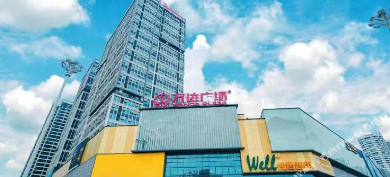 云臣I高空城景 AestheticsDesigner民宿(怀化高铁站万达广场店)图片