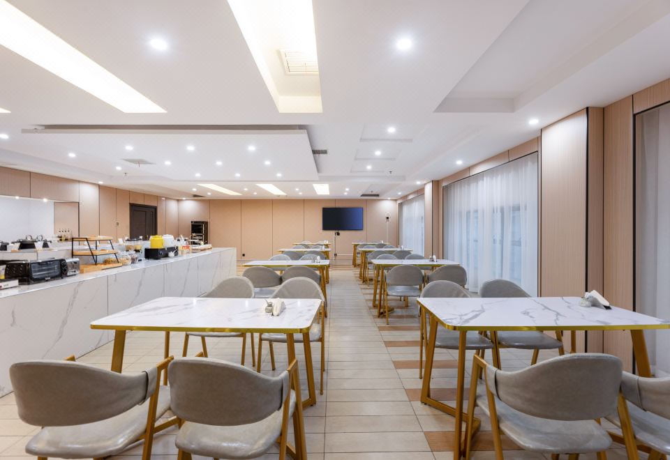 Feiyue Hotel (Hai'an Bus Station) Hotel Overview