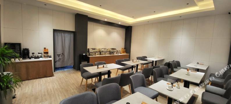 开平7洲商务酒店图片