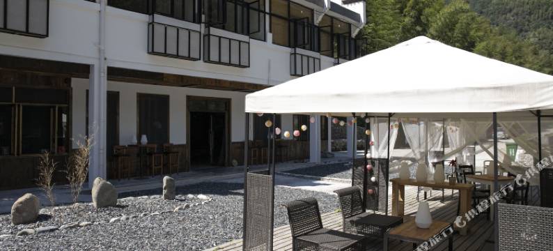 狮石温泉居图片