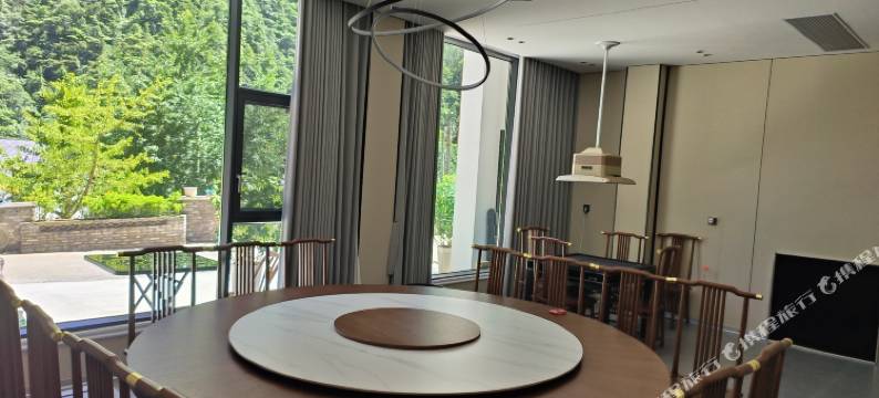 神农架山与山寻民宿(木鱼镇店)图片