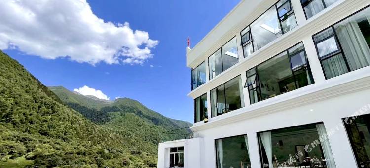 四姑娘山向往的民宿(双桥沟景区店)图片