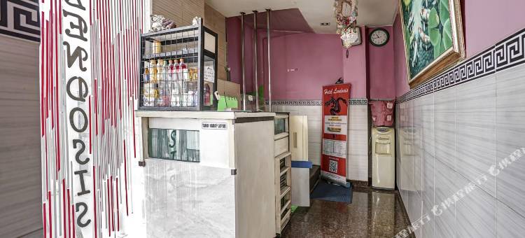 OYO 90158 独立先锋伦多西斯酒店(OYO 90158 Hotel Lendosis Perintis Kemerdekaan)图片