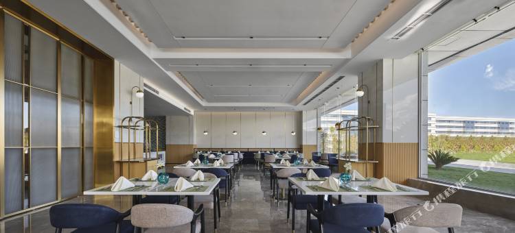 昆明滇池希尔顿花园酒店图片
