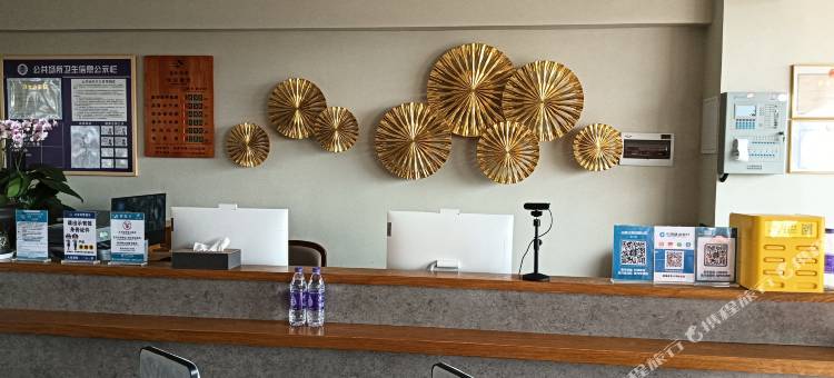 青水河畔酒店图片