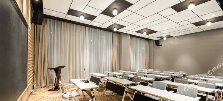 白玉兰酒店(恩施机场星汇广场店)图片