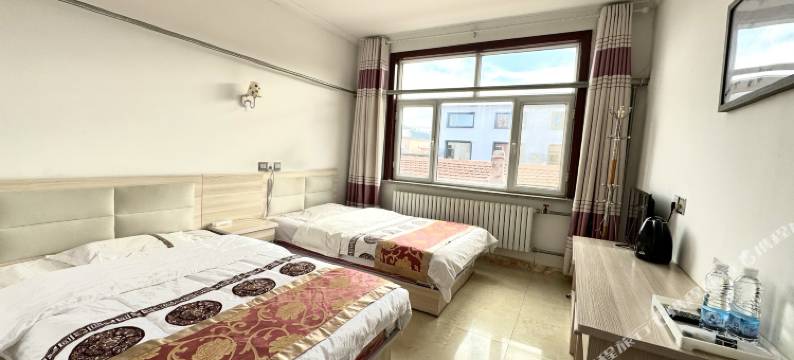 乌兰布统草原云朵宾馆图片