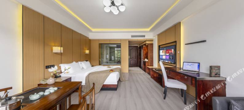 册亨柏丽花园酒店(县政府财富广场店)图片