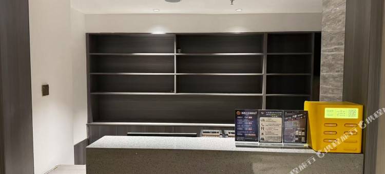 东十七酒店(西宁唐道万达广场店)图片