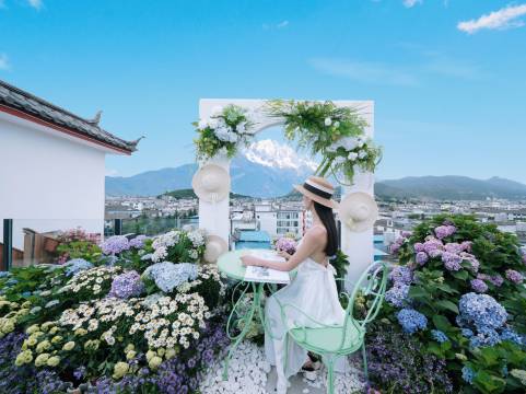 芙幔丨天空之城• 观玉龙雪山古城全景360°无边泳池Vacation美宿图片