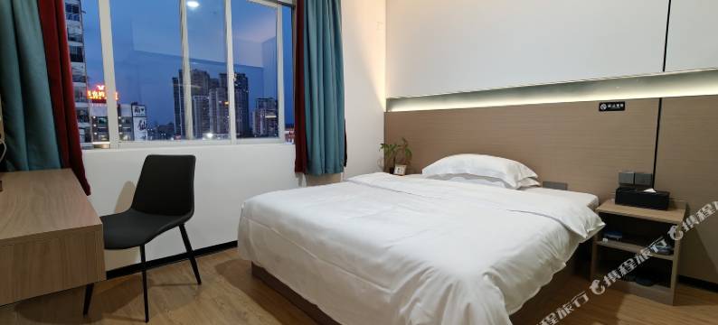 格子酒店(南宁富兴美食街东方广场店)图片