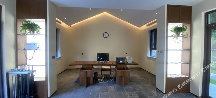 洛南桃悠谷酒店图片