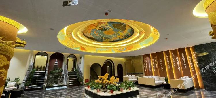 长泓明珠酒店(青格里狼山滑雪场店)图片