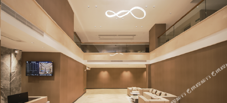 艺高酒店(东莞厚街陈屋地铁站店)图片