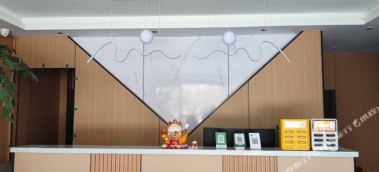 乾昭大酒店(昭通省耕文化公园锦海建材城店)图片