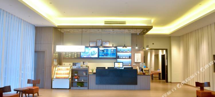 深圳PENGYUE·鹏粤酒店(松岗公园地铁站兆禾里购物中心店)图片