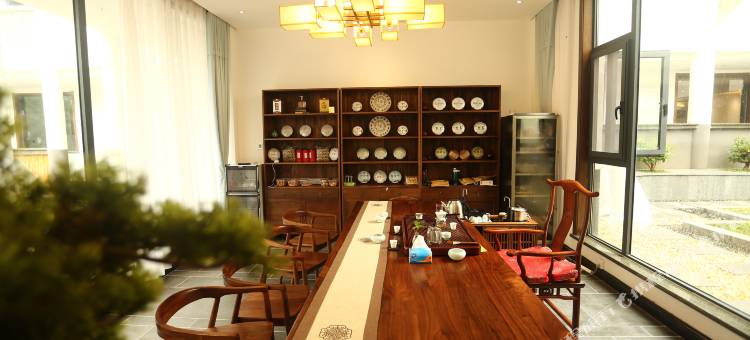 登封知宿民宿(卢崖瀑布景区店)图片