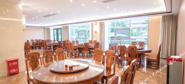 元阳金湾梯田大酒店图片