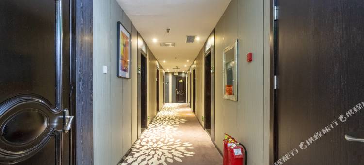 派酒店(东营火车站店)图片