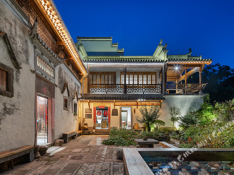 花筑·歙县徽乐古韵民宿(新安江雄村景区店)