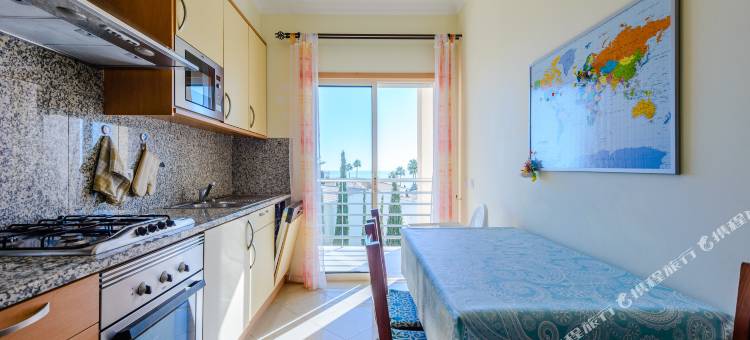 BnB Homes Ocean View Apartment with Lovely Terrace, 2 Swimming Pools & Tennis Court图片