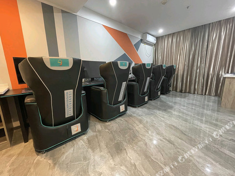 芒果电竞酒店(盖州盖州路店)