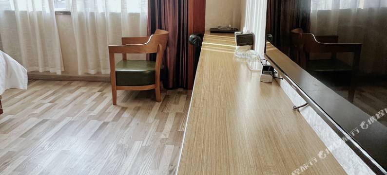 青田华尔顿商务酒店(高铁站店)图片