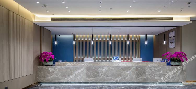 钦州悦华·江语湖酒店(白石湖公园吾悦广场店)图片