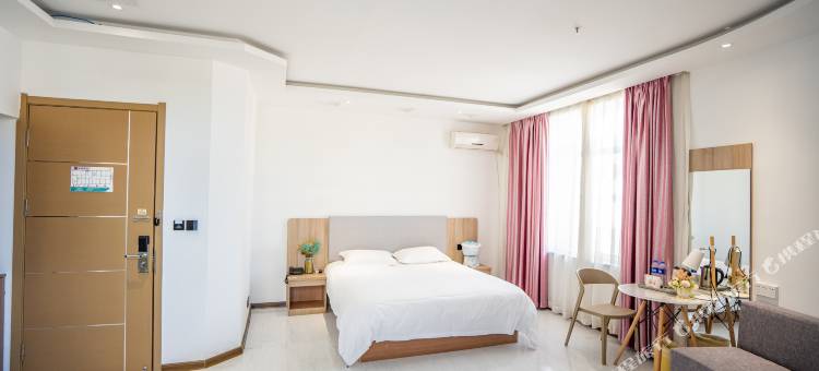 怡莱酒店(抚顺北站中心医院店)图片