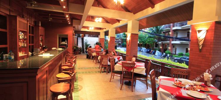 芭东太阳山酒店(Sun Hill Hotel)图片