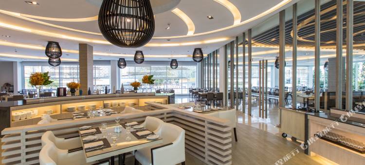 巴真武里凯特睿304酒店(Kantary 304 Hotel Prachinburi)图片